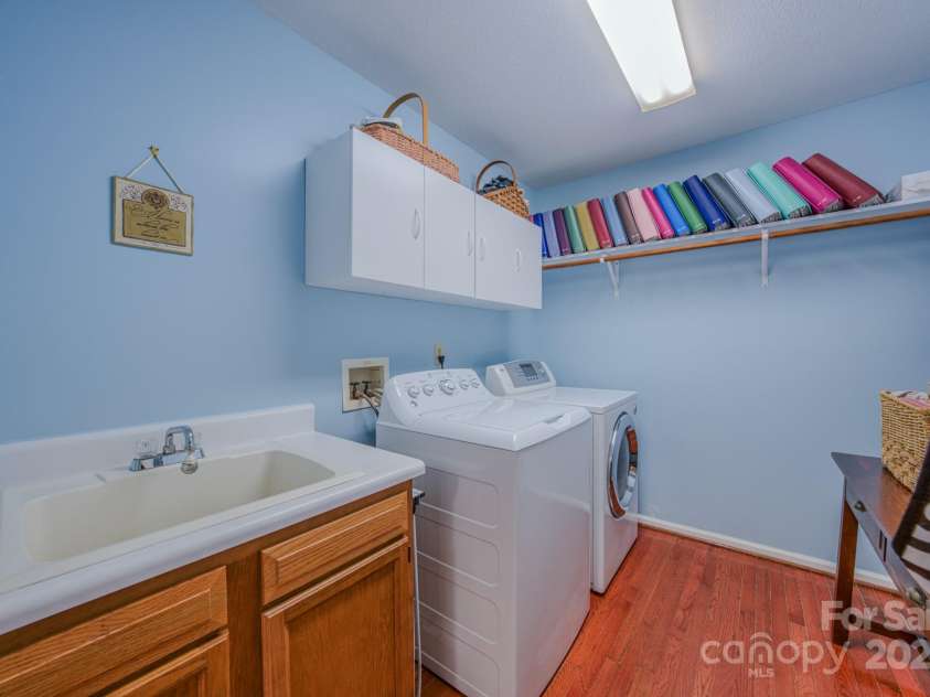 345 Sycamore Ridge Drive, Mars Hill, NC 28754.  MLS# CAR4288086, YatesRealty ID 33497. 