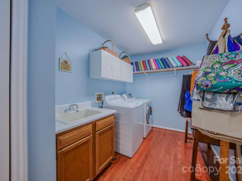 345 Sycamore Ridge Drive, Mars Hill, NC 28754.  MLS# CAR4288086, YatesRealty ID 33497. 