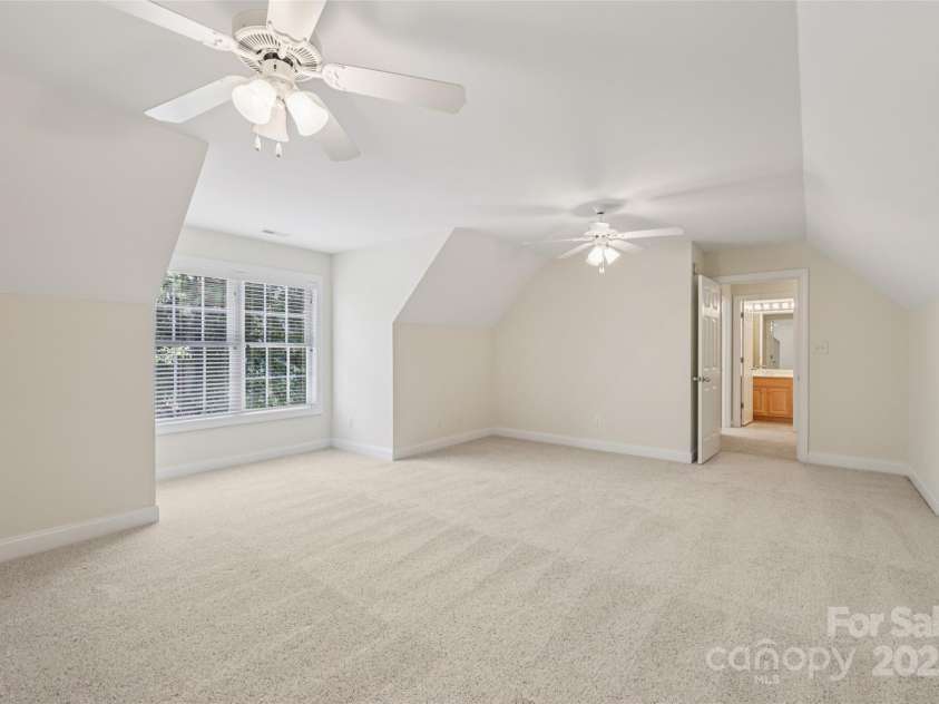 2055 Sunswept Lane, York, SC 29745.  MLS# CAR4276361, YatesRealty ID 33498. Bonus/Flex Space