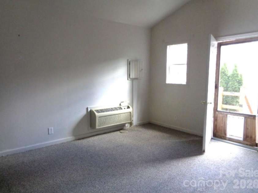 47 Integrity Mountain Road, Otto, NC 28763.  MLS# CAR4393310, YatesRealty ID 33498. 