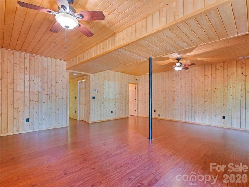 51 Stony Pond Lane, Canton, NC 28716.  MLS# CAR4380850, YatesRealty ID 33499. Downstairs den with full bathroom 