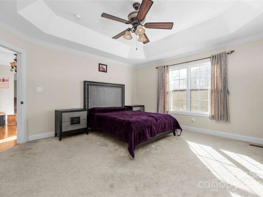 1350 Kensington Circle, Newton, NC 28658.  MLS# CAR4207985, YatesRealty ID 335. Primary bedroom