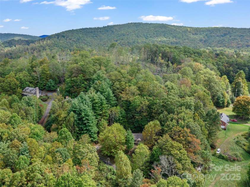 158 Dover Lane, Spruce Pine, NC 28777.  MLS# CAR4305142, YatesRealty ID 335. 