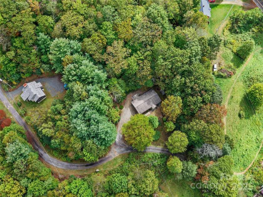 158 Dover Lane, Spruce Pine, NC 28777.  MLS# CAR4305142, YatesRealty ID 335. 