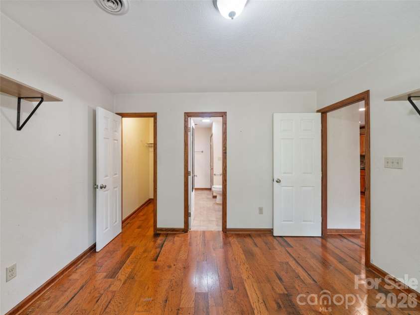 158 Dover Lane, Spruce Pine, NC 28777.  MLS# CAR4305142, YatesRealty ID 335. 