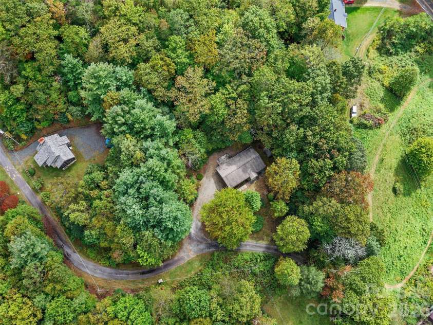 158 Dover Lane, Spruce Pine, NC 28777.  MLS# CAR4305142, YatesRealty ID 335. 