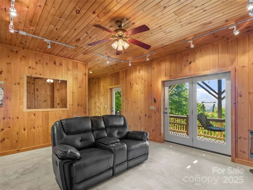 894 Mckinney Gap Drive, Mars Hill, NC 28754.  MLS# CAR4289734, YatesRealty ID 335. 