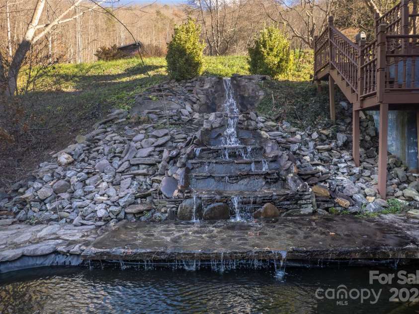 814 Barkers Creek Road, Whittier, NC 28789.  MLS# CAR4325826, YatesRealty ID 3350. 