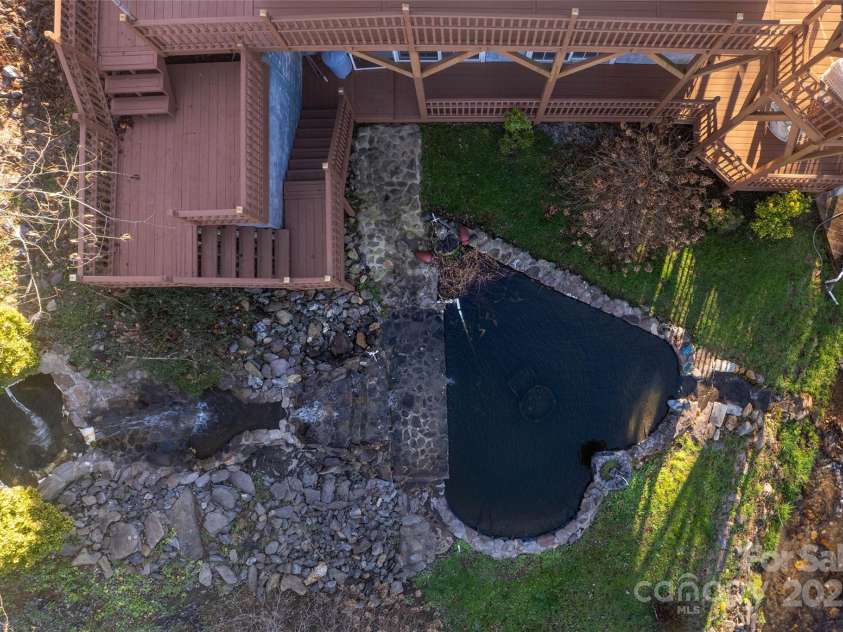 814 Barkers Creek Road, Whittier, NC 28789.  MLS# CAR4325826, YatesRealty ID 3350. 