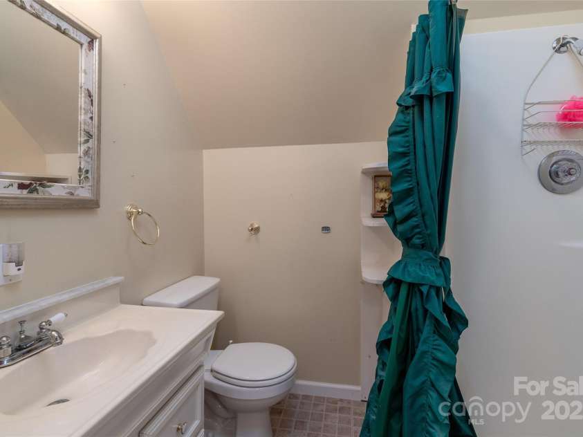 814 Barkers Creek Road, Whittier, NC 28789.  MLS# CAR4325826, YatesRealty ID 3350. 