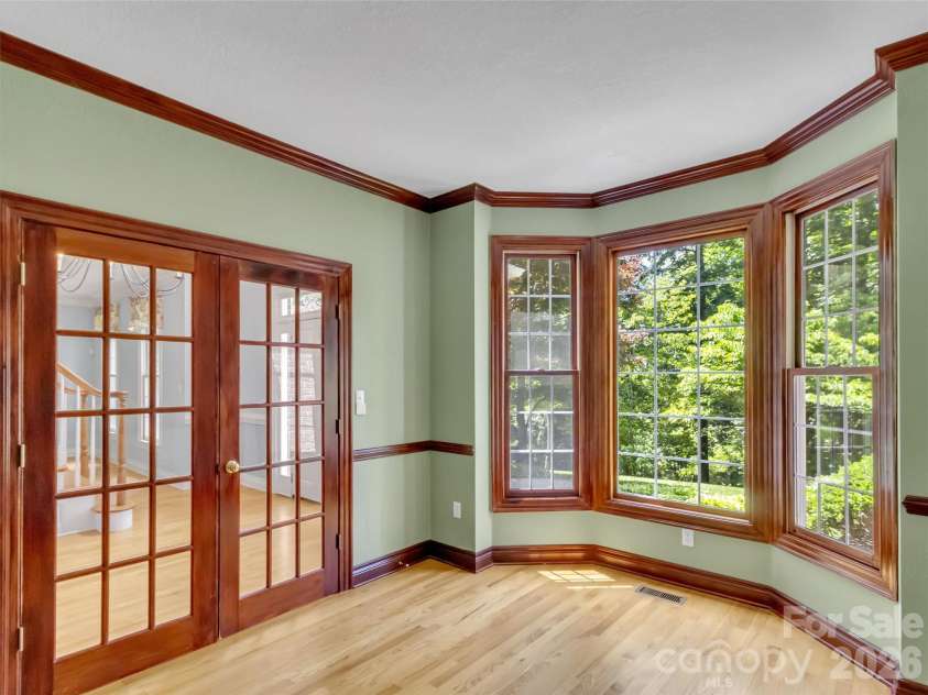 9 Hickory Ridge, Fletcher, NC 28732.  MLS# CAR4395833, YatesRealty ID 33500. Office in front, main level