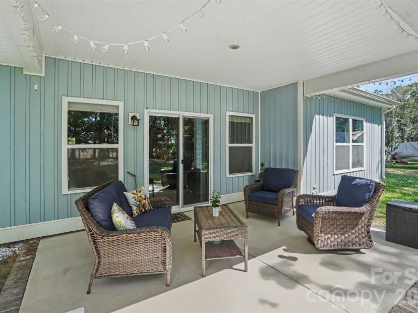 1806 Marshville Olive Branch Road, Marshville, NC 28103.  MLS# CAR4393804, YatesRealty ID 33503. 