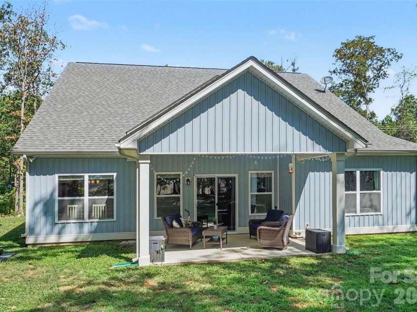 1806 Marshville Olive Branch Road, Marshville, NC 28103.  MLS# CAR4393804, YatesRealty ID 33503. 