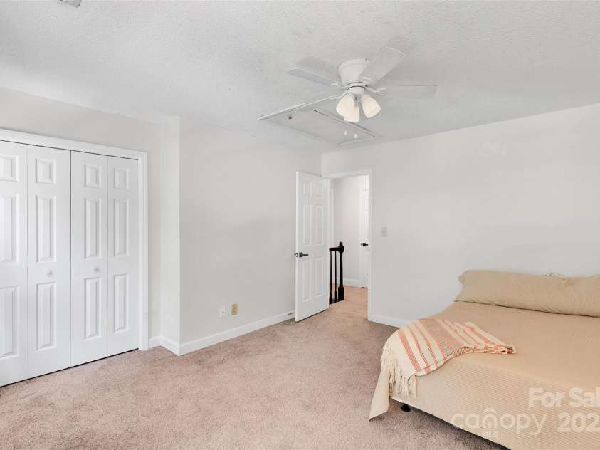 2725 Kirkholm Drive, Matthews, NC 28105.  MLS# CAR4280799, YatesRealty ID 33503. 