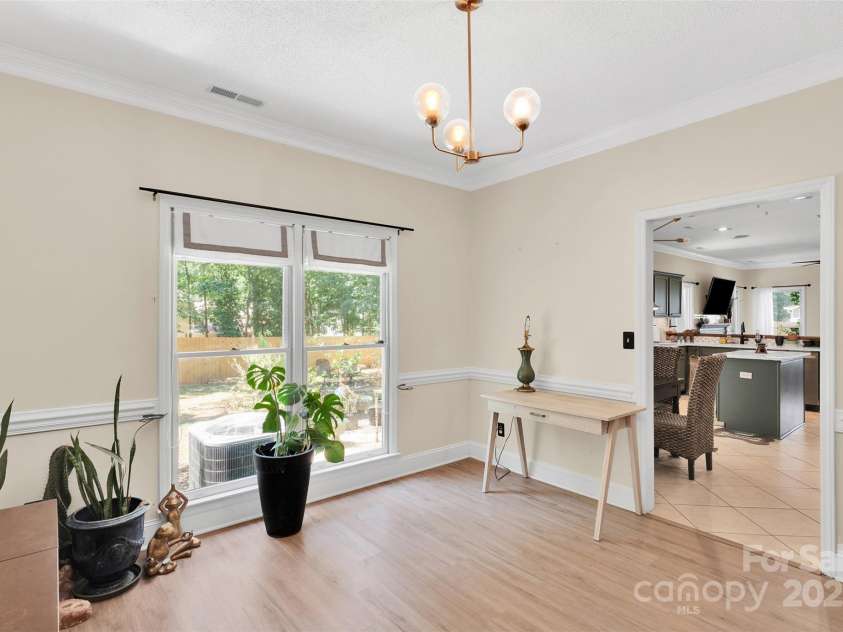 2725 Kirkholm Drive, Matthews, NC 28105.  MLS# CAR4280799, YatesRealty ID 33503. 