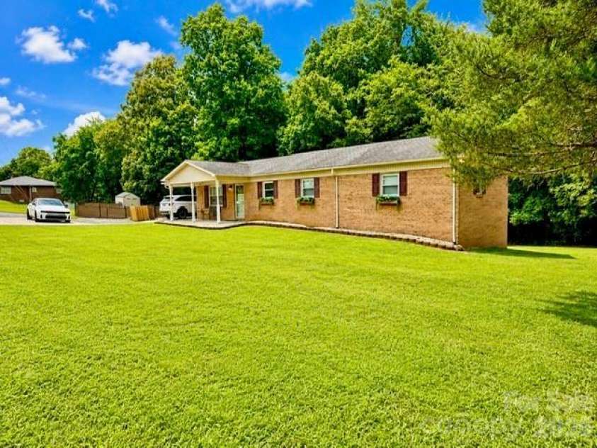 1702 Cajah Mountain Road, Hudson, NC 28638.  MLS# CAR4392643, YatesRealty ID 33505. 
