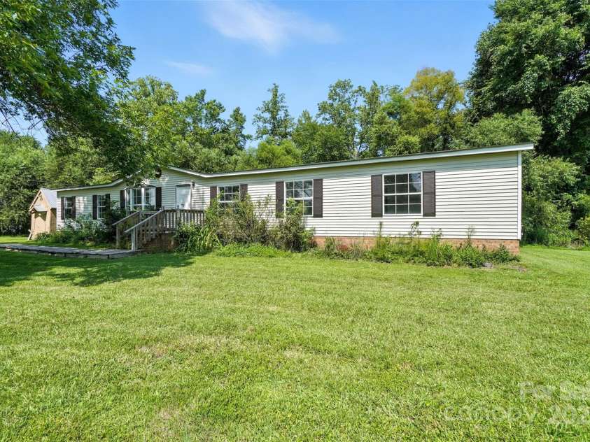 3165 Caratoke Highway, Currituck, NC 27929.  MLS# CAR4266858, YatesRealty ID 33505. 