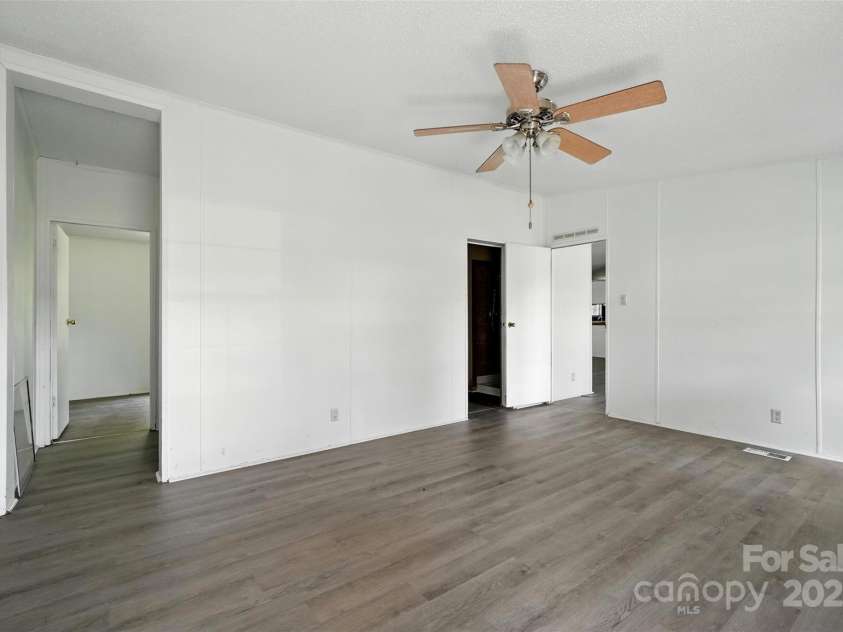 3165 Caratoke Highway, Currituck, NC 27929.  MLS# CAR4266858, YatesRealty ID 33505. 