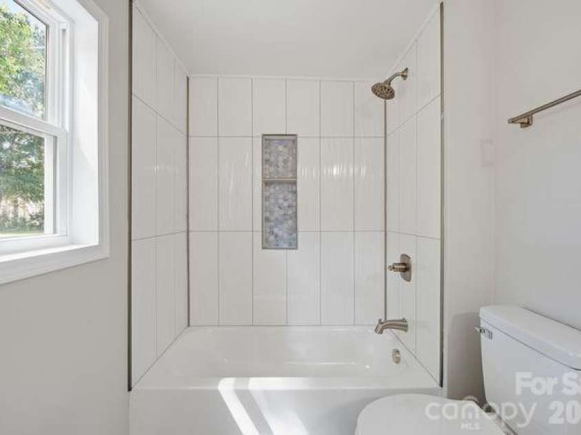 508 Plymouth Street, Kannapolis, NC 28083.  MLS# CAR4397068, YatesRealty ID 33506. Full Bath