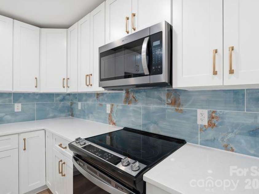 508 Plymouth Street, Kannapolis, NC 28083.  MLS# CAR4397068, YatesRealty ID 33506. Kitchen