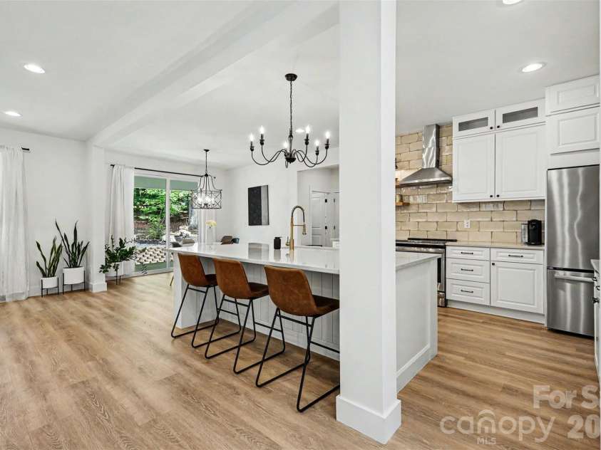 8208 New Town Road, Waxhaw, NC 28173.  MLS# CAR4382705, YatesRealty ID 33507. 