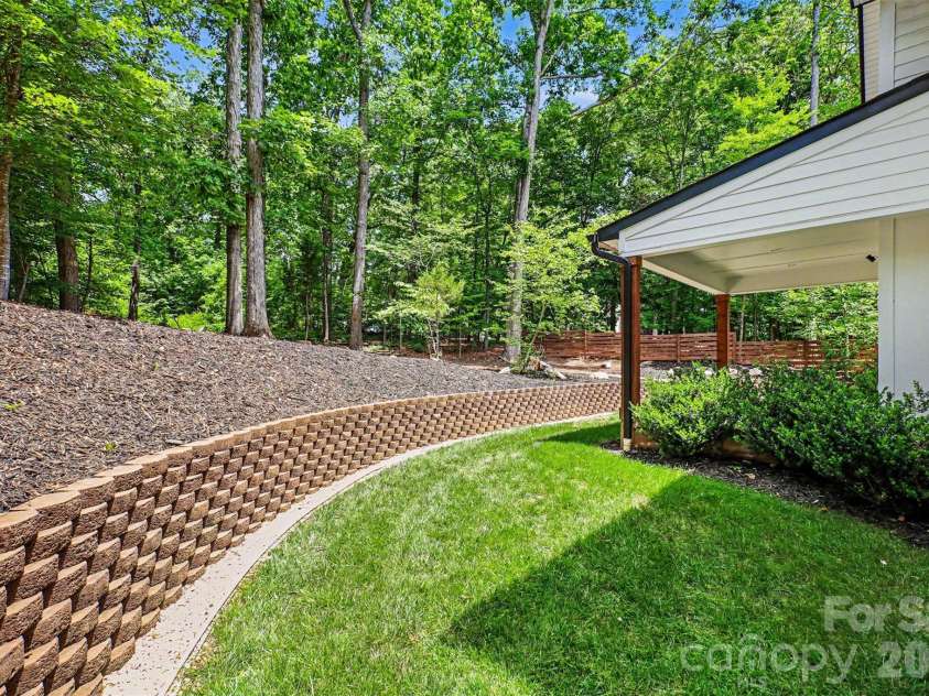 8208 New Town Road, Waxhaw, NC 28173.  MLS# CAR4382705, YatesRealty ID 33507. Backyard