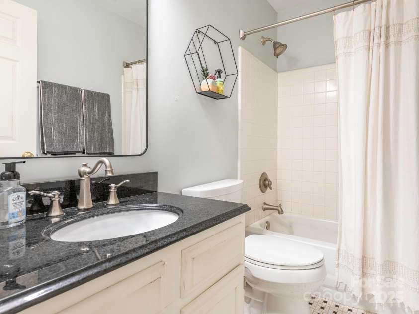 3102 Peggy Ridge Terrace, Matthews, NC 28105.  MLS# CAR4278546, YatesRealty ID 33508. Bathroom 2