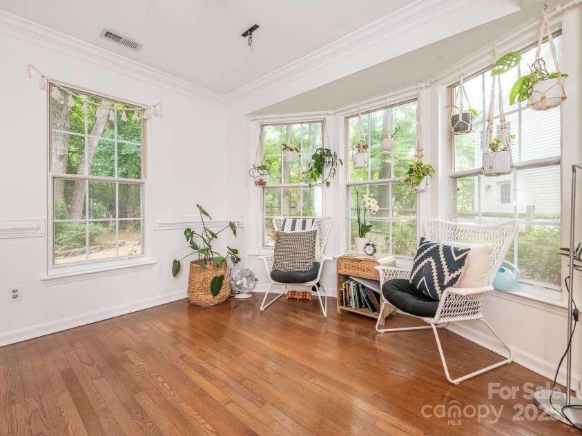 3102 Peggy Ridge Terrace, Matthews, NC 28105.  MLS# CAR4278546, YatesRealty ID 33508. Dining Room