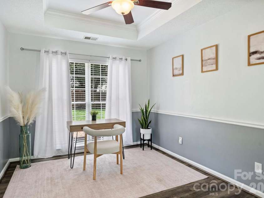 6311 Tunston Lane, Charlotte, NC 28269.  MLS# CAR4393627, YatesRealty ID 33509. 