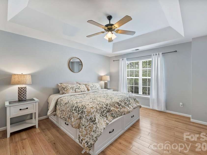 6311 Tunston Lane, Charlotte, NC 28269.  MLS# CAR4393627, YatesRealty ID 33509. 