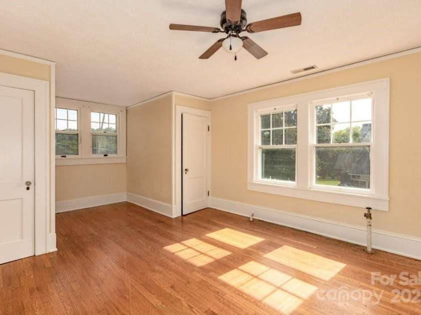 584 Rutherford Road, Marion, NC 28752.  MLS# CAR4267972, YatesRealty ID 3351. 
