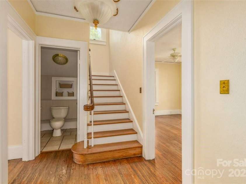 584 Rutherford Road, Marion, NC 28752.  MLS# CAR4267972, YatesRealty ID 3351. 