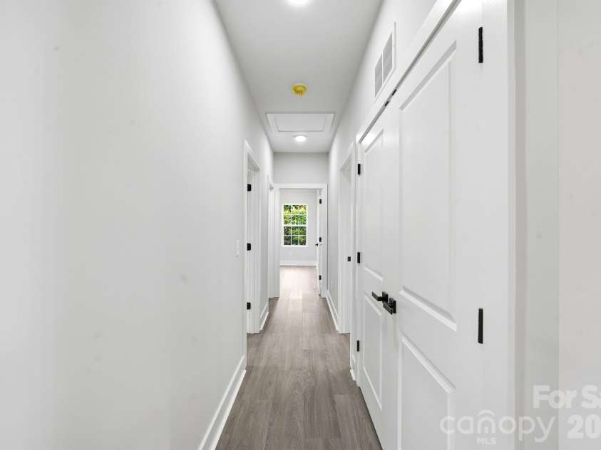 272 Hilltop Avenue, Concord, NC 28025.  MLS# CAR4397418, YatesRealty ID 33510. 
