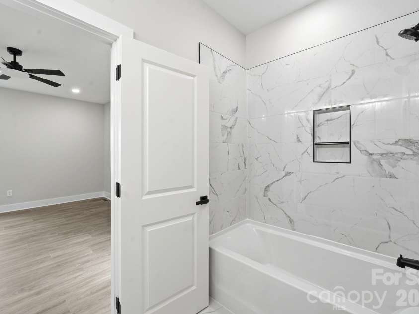 272 Hilltop Avenue, Concord, NC 28025.  MLS# CAR4397418, YatesRealty ID 33510. 