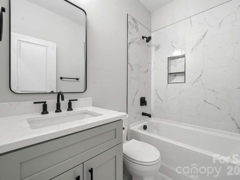 272 Hilltop Avenue, Concord, NC 28025.  MLS# CAR4397418, YatesRealty ID 33510. 