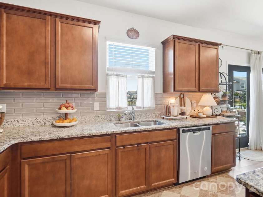 1246 Nesters Store Place, Concord, NC 28027.  MLS# CAR4391875, YatesRealty ID 33512. 