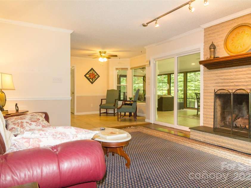 123 Gold Run Court, Kings Mountain, NC 28086.  MLS# CAR4271482, YatesRealty ID 33513. 