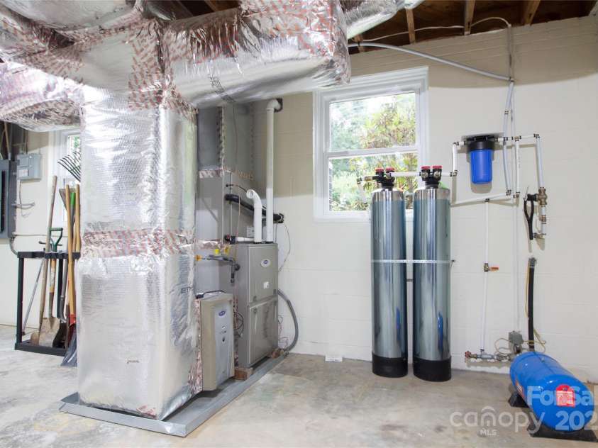 123 Gold Run Court, Kings Mountain, NC 28086.  MLS# CAR4271482, YatesRealty ID 33513. 