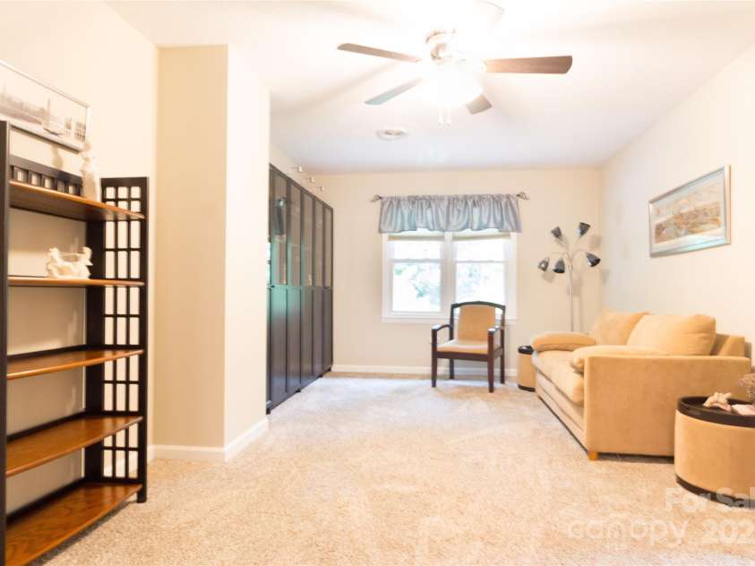 123 Gold Run Court, Kings Mountain, NC 28086.  MLS# CAR4271482, YatesRealty ID 33513. Upstairs bonus room