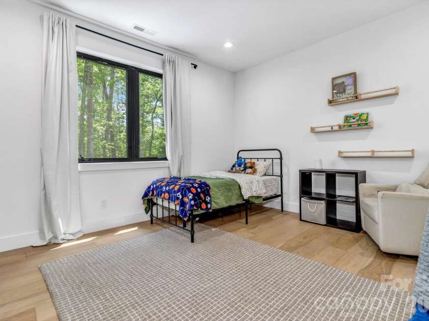 108 Poplar Green Way, Asheville, NC 28806.  MLS# CAR4380151, YatesRealty ID 33515. 