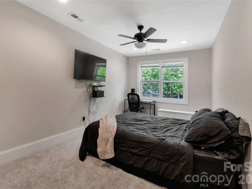 1906 Pensco Pond Court, Waxhaw, NC 28173.  MLS# CAR4266619, YatesRealty ID 33515. Bedroom 5 Upstairs