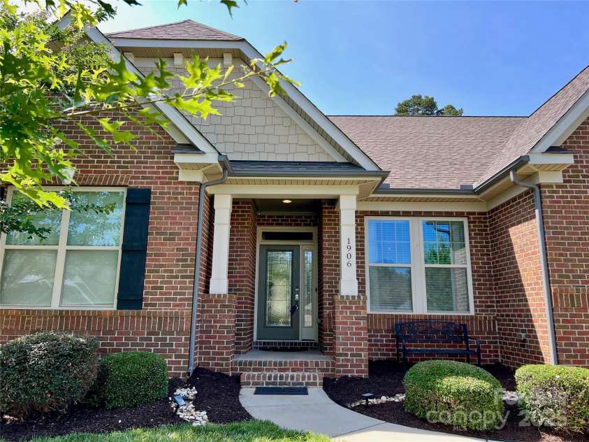 1906 Pensco Pond Court, Waxhaw, NC 28173.  MLS# CAR4266619, YatesRealty ID 33515. Front of house