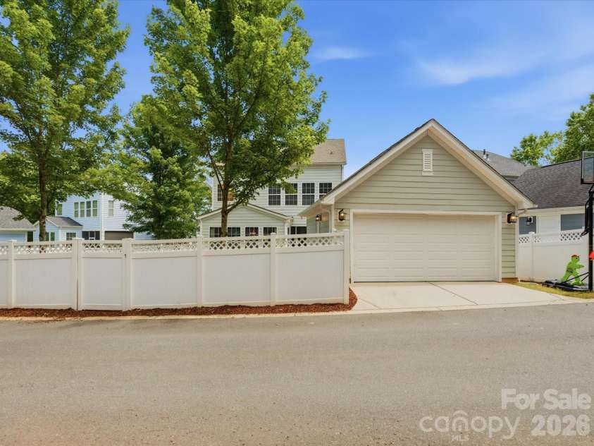 108 Helton Lane, Fort Mill, SC 29708.  MLS# CAR4389292, YatesRealty ID 33516. 2 car garage