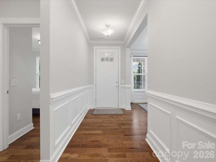 108 Helton Lane, Fort Mill, SC 29708.  MLS# CAR4389292, YatesRealty ID 33516. Foyer