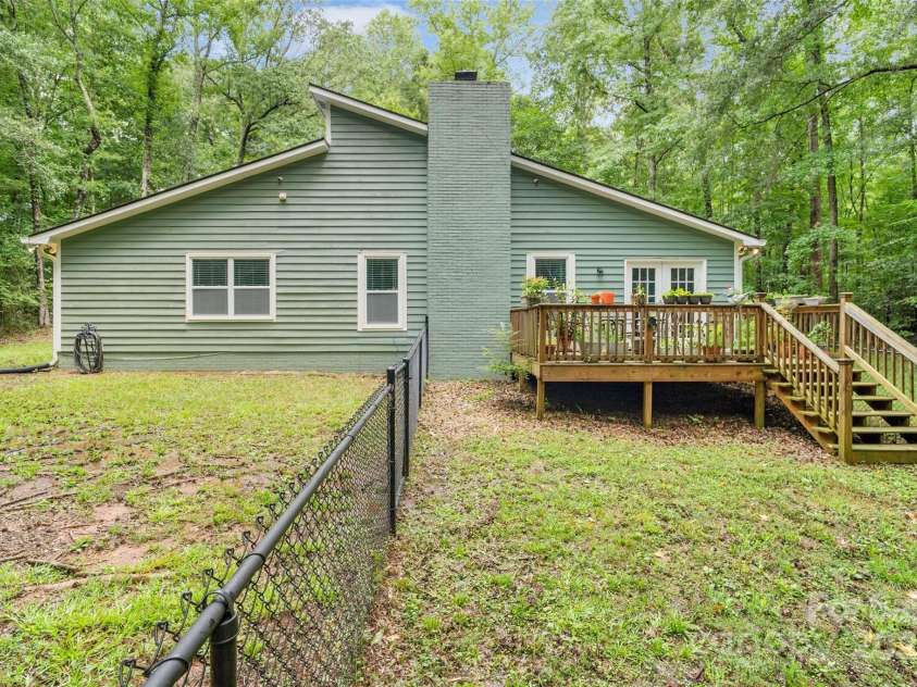 179 Paraham Road, Clover, SC 29710.  MLS# CAR4288814, YatesRealty ID 33516. 