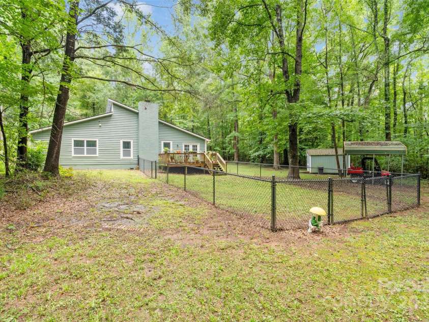 179 Paraham Road, Clover, SC 29710.  MLS# CAR4288814, YatesRealty ID 33516. 