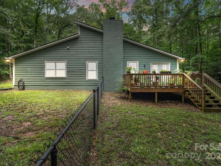 179 Paraham Road, Clover, SC 29710.  MLS# CAR4288814, YatesRealty ID 33516. 