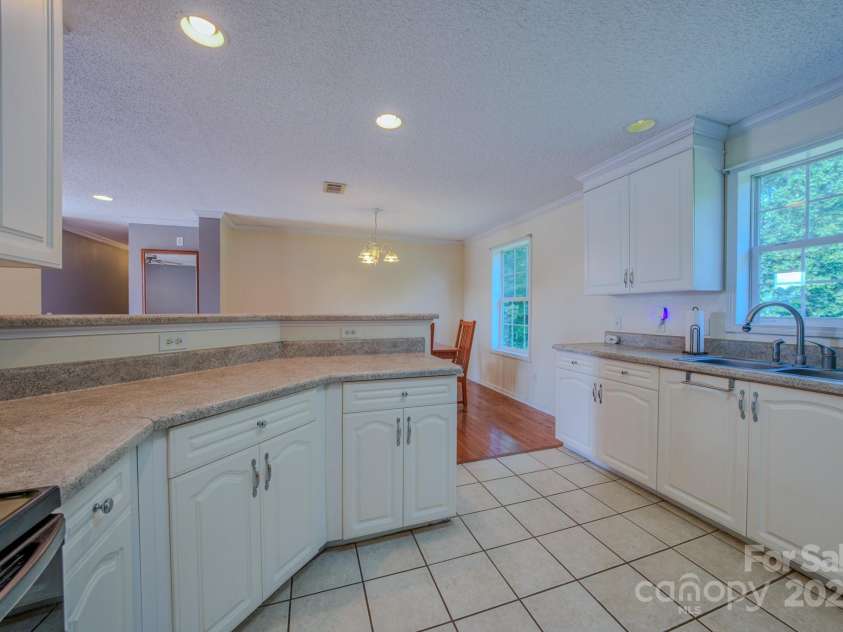 2606 Bear Creek Road, Marshall, NC 28753.  MLS# CAR4287238, YatesRealty ID 33517. 