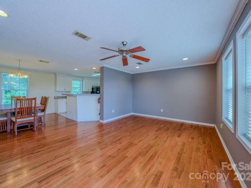 2606 Bear Creek Road, Marshall, NC 28753.  MLS# CAR4287238, YatesRealty ID 33517. Open-concept Living area