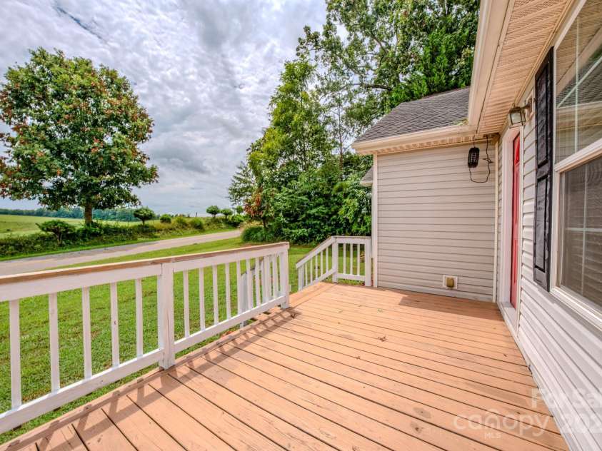 2606 Bear Creek Road, Marshall, NC 28753.  MLS# CAR4287238, YatesRealty ID 33517. Pasture Views